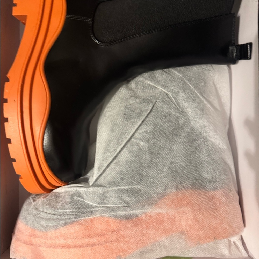 Black and Orange women Boots